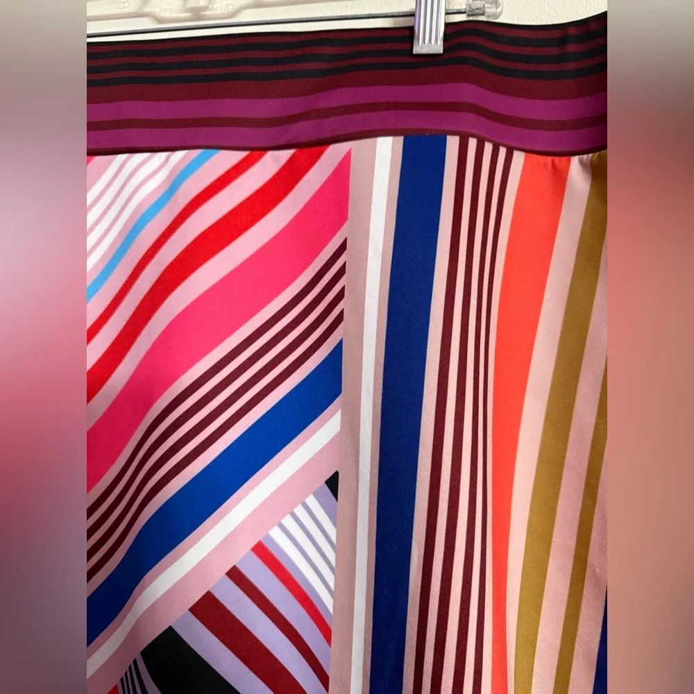 ELOQUII Multicolor Neoprene Scuba Horizontal Stripe Skirt NWOT Size 22 - Picture 3 of 5